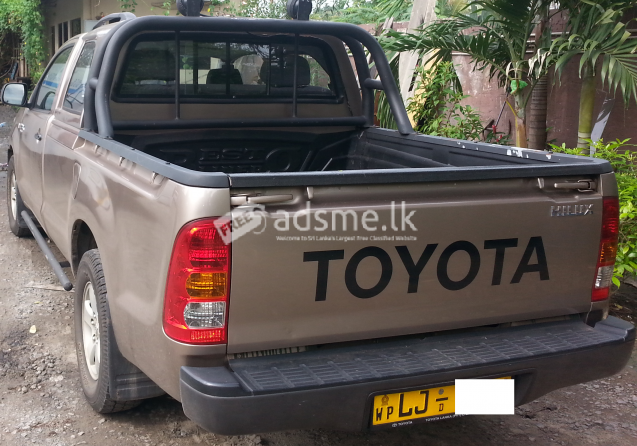 Toyota Hilux 2009 (Used)