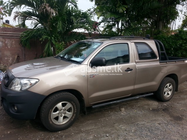 Toyota Hilux 2009 (Used)
