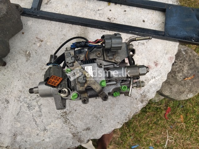 Diesel Injector pump, Hood rack, & Tappet cover