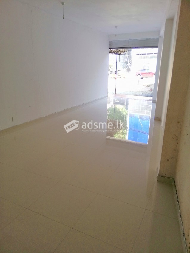 Building for rent in Kandy
