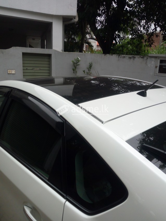 Toyota Prius 2013 (Used)