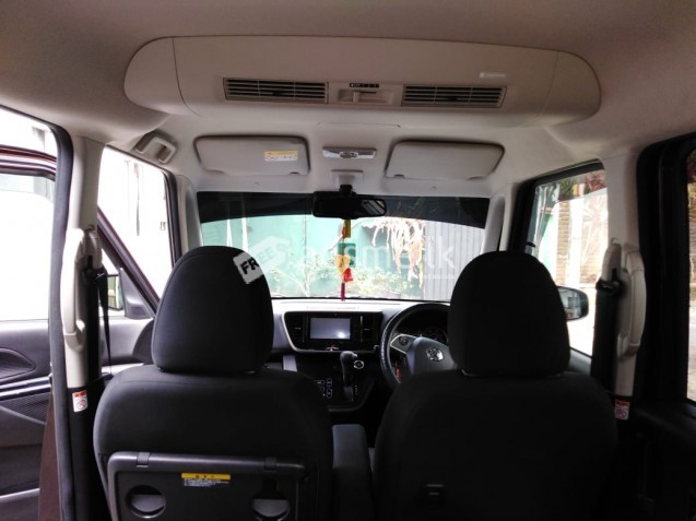 Nissan Other Model 2017 (Used)