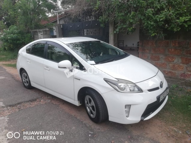 Toyota Prius 2012 (Used)