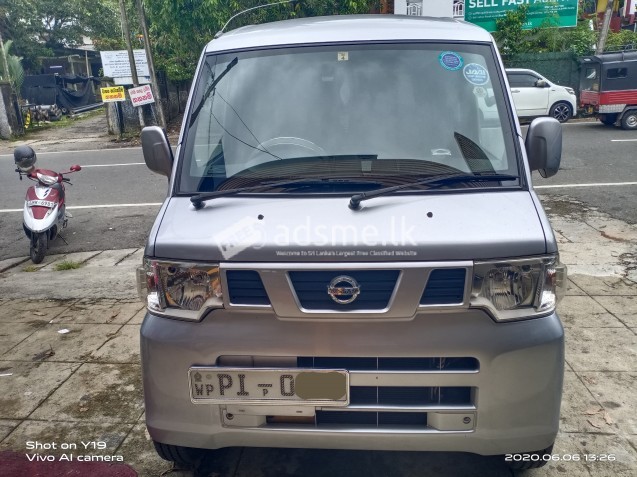 Nissan Clipper Full Seat Buddy Van for Hire