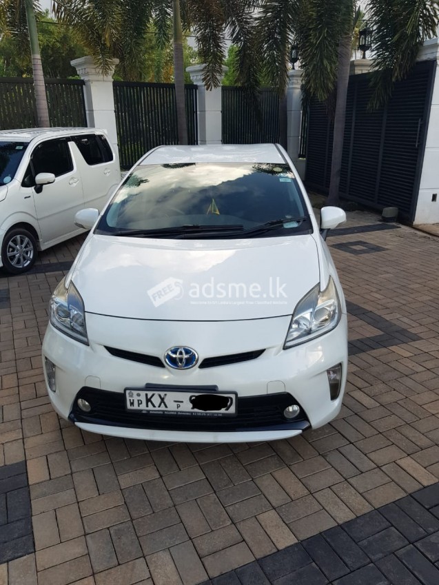 Toyota Prius 2013 (Used)