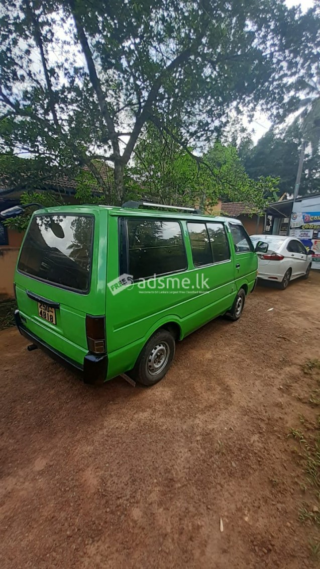 Nissan Venat 1993