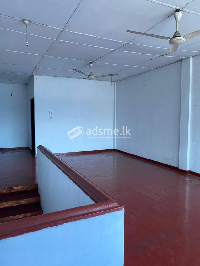 Commercial Business/Office Space for rent in Warakapola