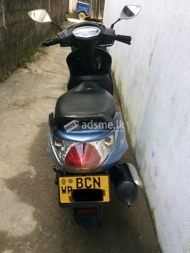 Hero Pleasure 2015 (Used)