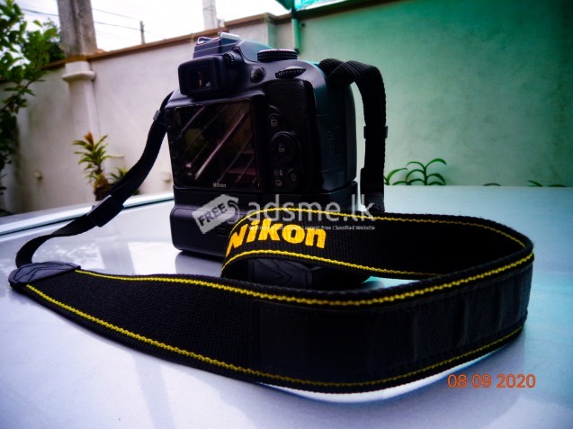 Nikon D3300 With 18-105 Lens