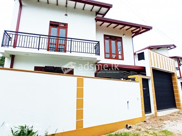 4 BR BRAND NEW 2 STORE HOUSE for sale in Piliyandala
