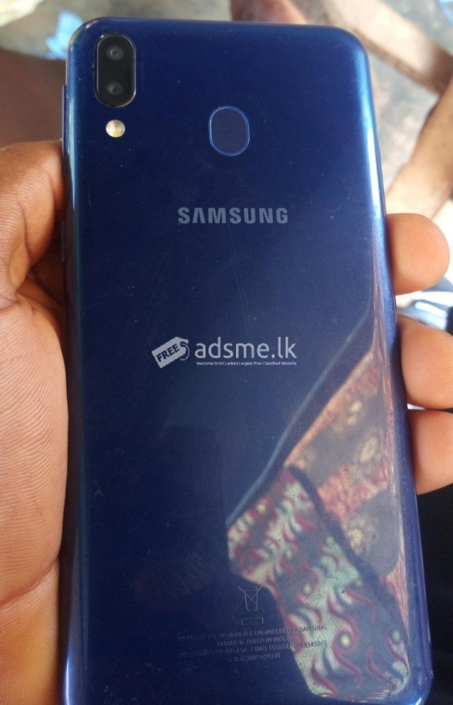 Samsung Galaxy M20 3gb/32gb Blue (Used)
