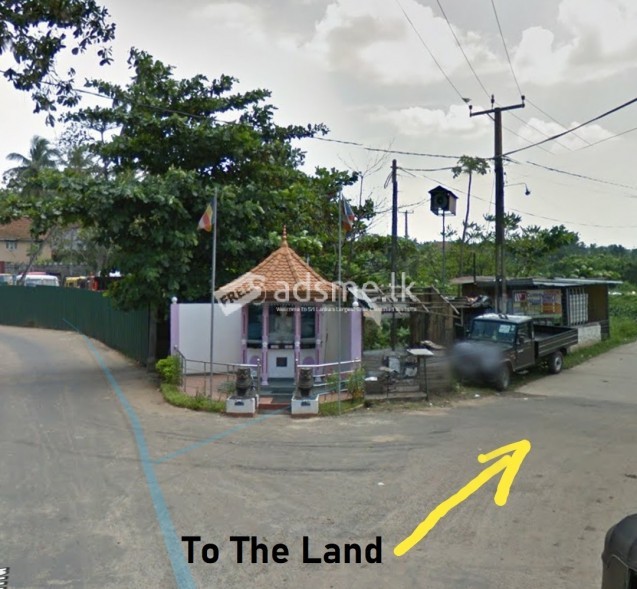 Land With a Small building For Sale @ Peliyagoda (Oliyamulla)