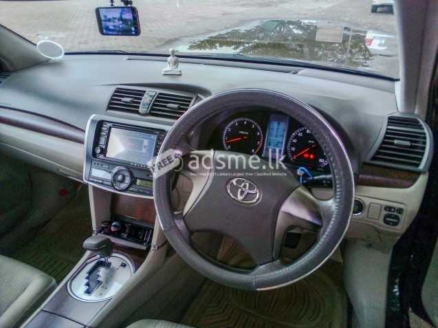 Toyota Premio 2011 (Used)