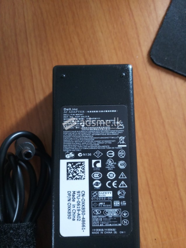 Dell  BIG pin 65w - 90w  / small pin  65w - 90w  charger
