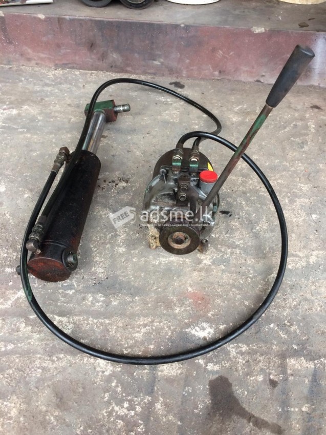 Tipper Hydraulic Jack & Pressure Pump