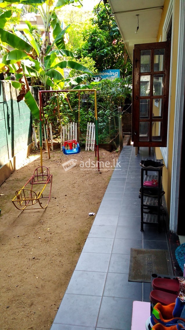 Upstairs House sale in Malabe,Pittugala