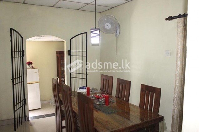 A completed house for sale in Hapugoda Kandana.(Urgent)