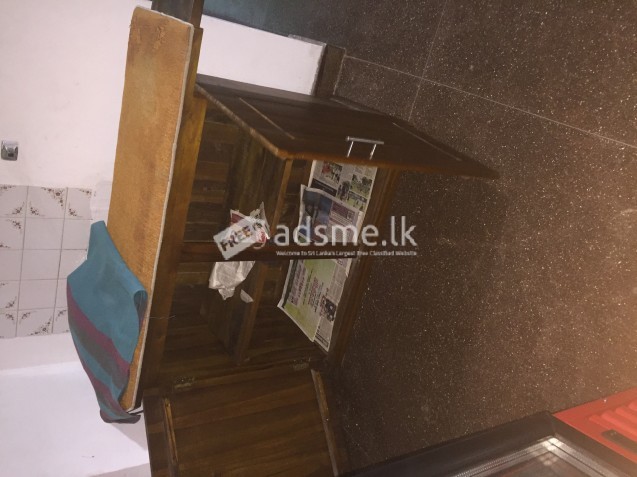 TEAK Iron Table