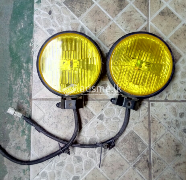Japan used s/motor and fog lamps