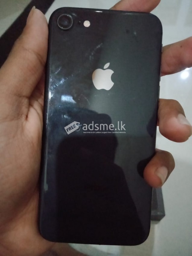Apple iPhone 8 64gb (Used)