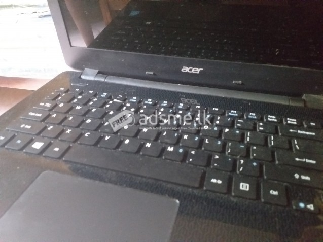 Acer Aspire E5-471.1 year used