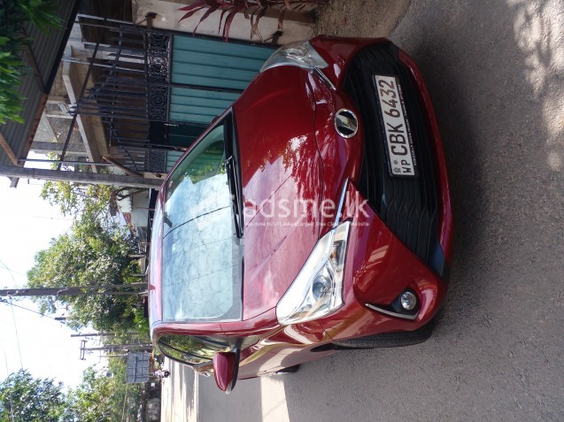 Toyota Vitz 2019 (Used)