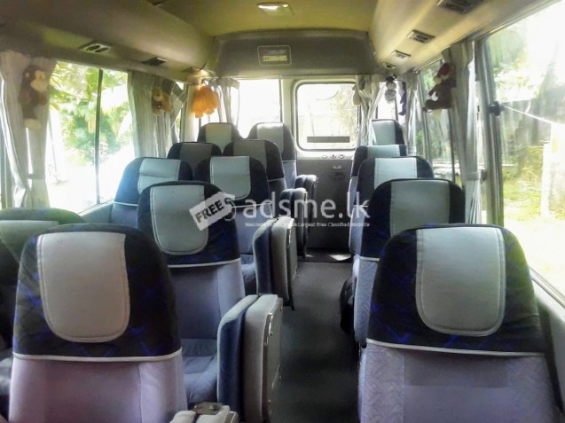 Toyota Coaster  2010