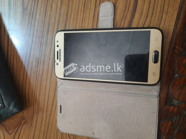 Samsung Galaxy J7 Pro (For parts)