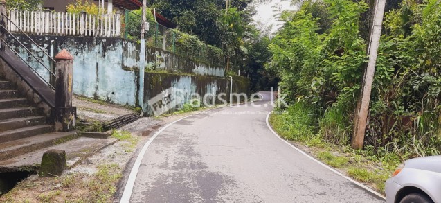 House and Land in Kandy Daulagala