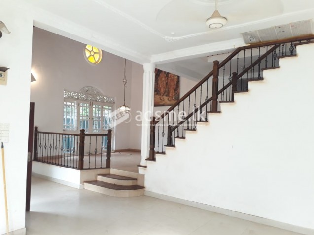 Valuable house for sale in Koswatta.