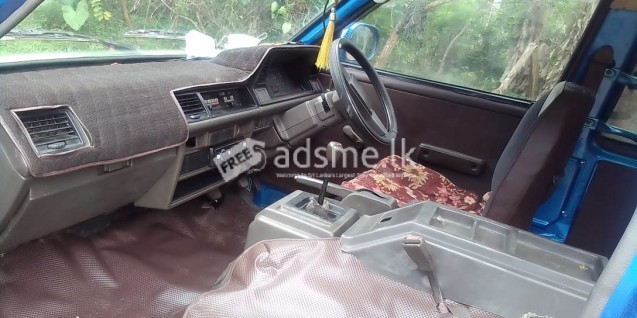 Nissan Vanette 1992