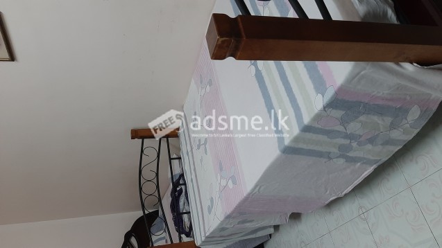 3 beds with 2 single bed mattress