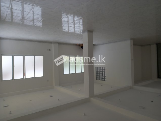 Ground floor building for rent at Godagama junction