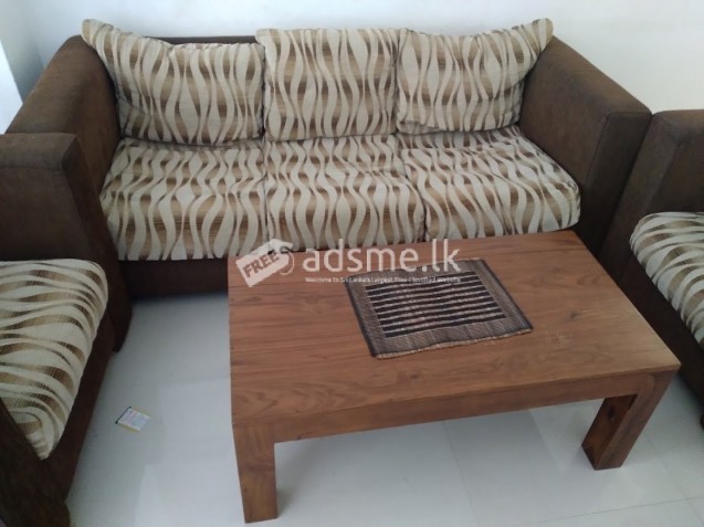 3 1,1 box sofa set with cushion No table