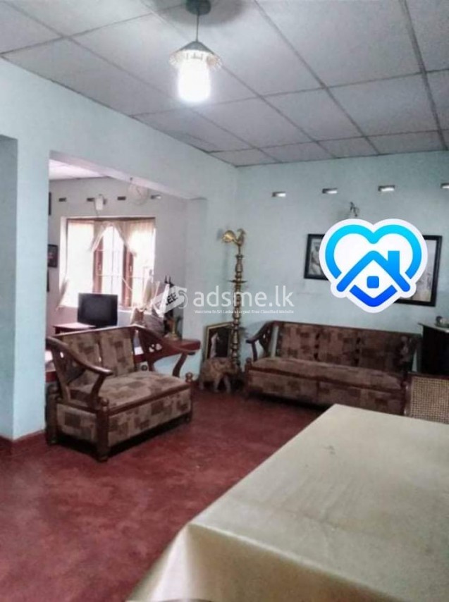 Commercial area/ House for sale