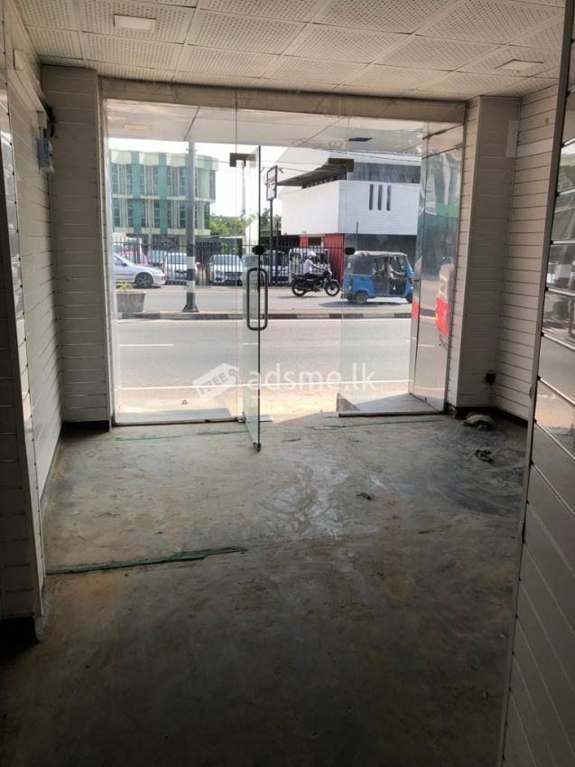 Shop / Showroom For Rent in Dalugama