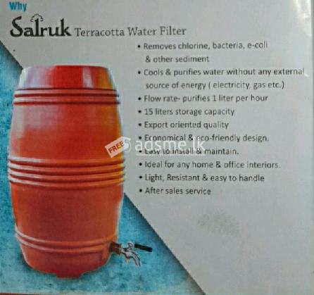 Clay water filter