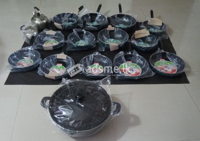 Marble Cookware Set