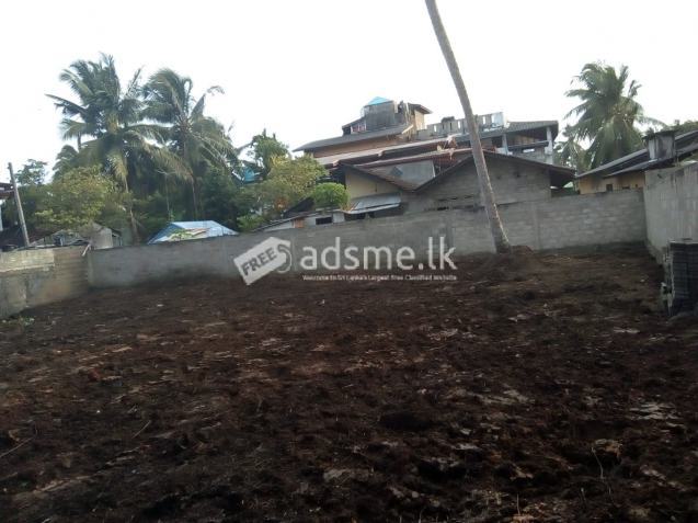 A bare land is for sale at Magalle, Galle