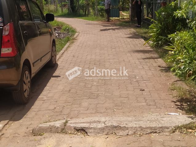 Land for sale in Chilaw (Behind the base hospital)