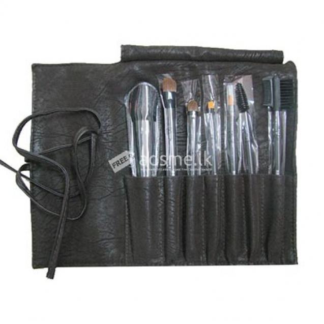 Brand New 7 Pcs Makeup Brush Set with Leather Bag