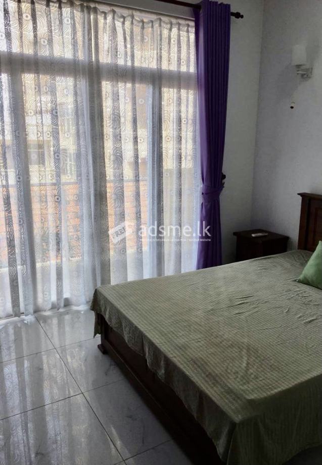 Fully furnished 2 Bedroom apartment for rent in Colombo 4