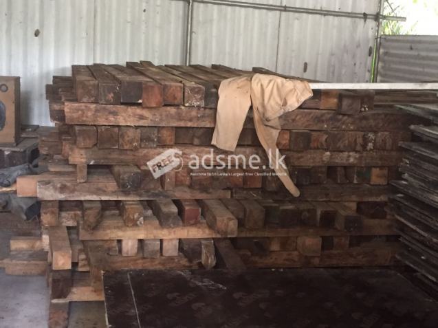 15mm Plywood, 4x4 Timber, 2x2 timber ප්ලයිවුඩ්, 4x4 සහ 2x2 ලී (අඹ)