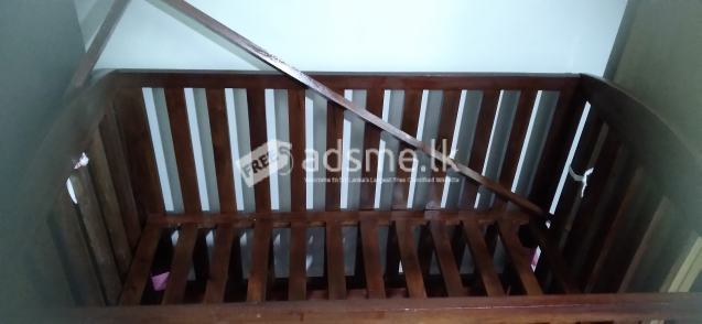 Baby cot For Sale