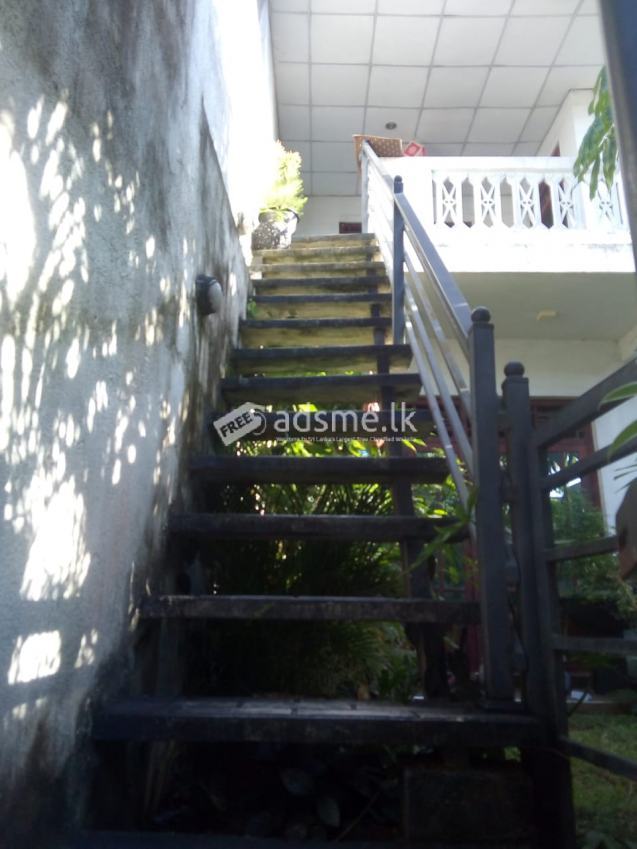 Upstair House for rent in Aruppola