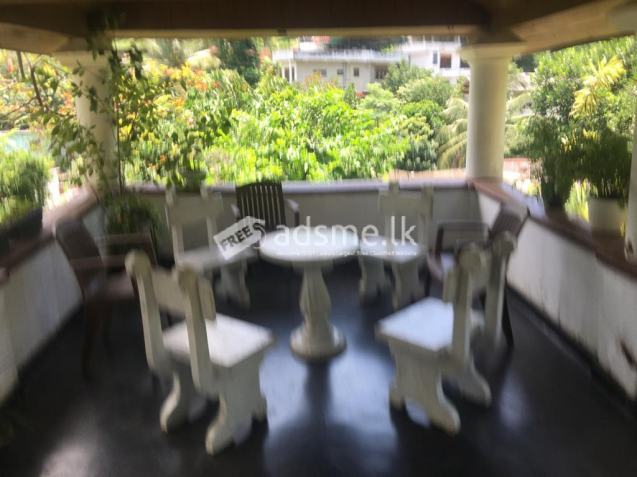 Colonial type bungalow for sale in Kandy city limits