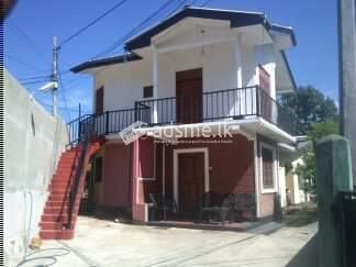 Upstairs house for Rent in Kandy