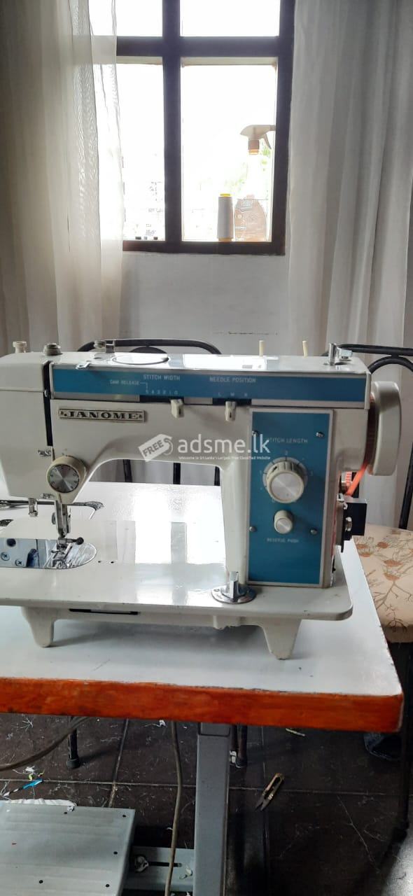 Portable Sewing Machine (Janome)
