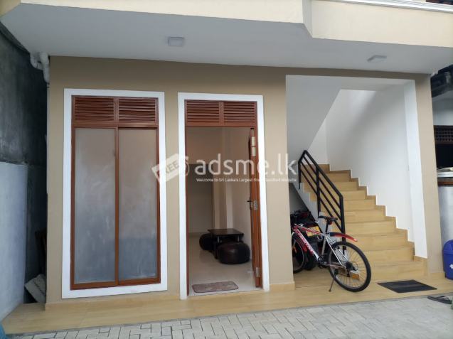 Newly build House for Rent in Mawiththara