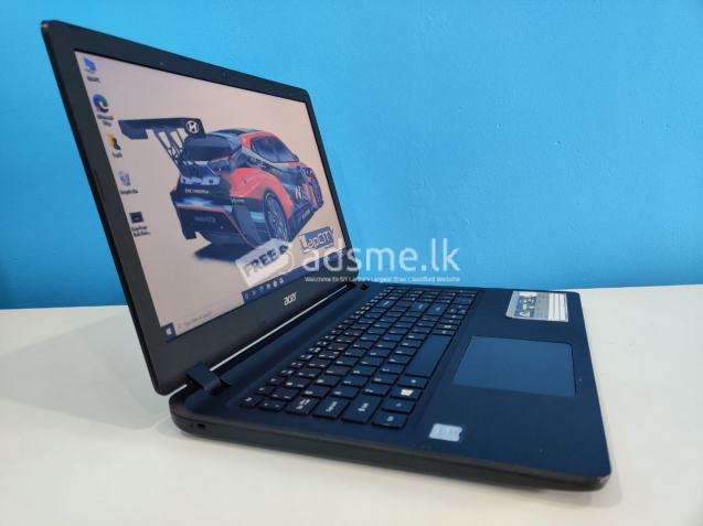Acer Aspire ES1-572 Laptop (Core i5 7th Gen) (8GB) (256GB SSD)